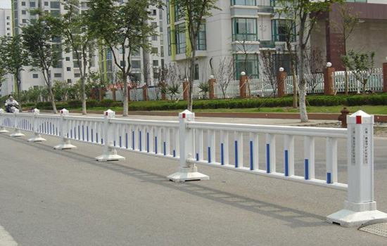 塑鋼道路<a href=http://m.hdauto.net.cn target=_blank class=infotextkey>護(hù)欄</a>